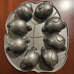 Nordic Ware Caterpillar Cakelet Pan